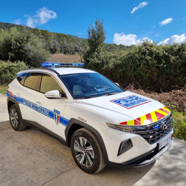 Pose d’un équipement complet de signalisation sur un HYUNDAI Tucson pour la Police Municipale de Pérols près de Montpellier
