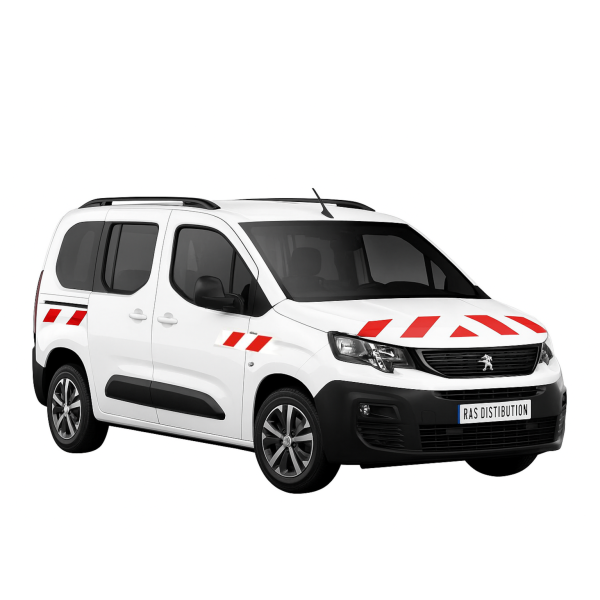 Aménagement de véhicule de service avec gyrophare et signalisation réglementaire à Sète près de Montpellier