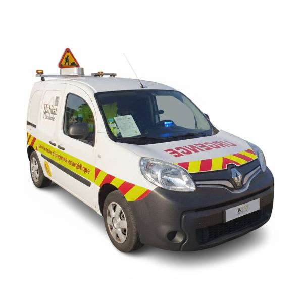 Transformation de véhicules d'urgence avec rampe de signalisation avec gyrophare et triflash LED pour la société Habitat Plomberie à Montigny-Lès-Cormeilles près de Paris